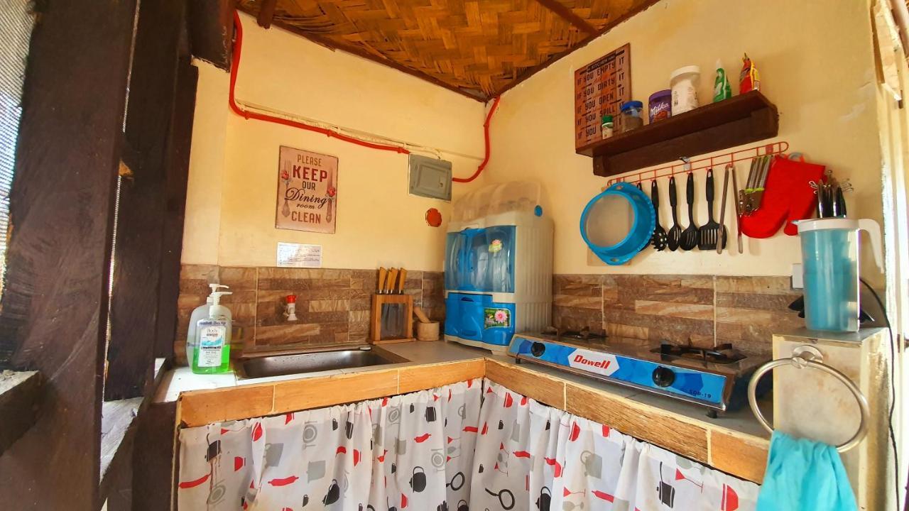 Calatagan'S Bahay Kubo - With Beach Access Exteriör bild